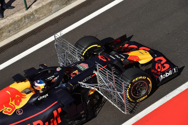 法拉利碾压雷诺车队,拉塞尔刷新纪录 法拉利碾压雷诺车队,拉塞尔刷新纪录