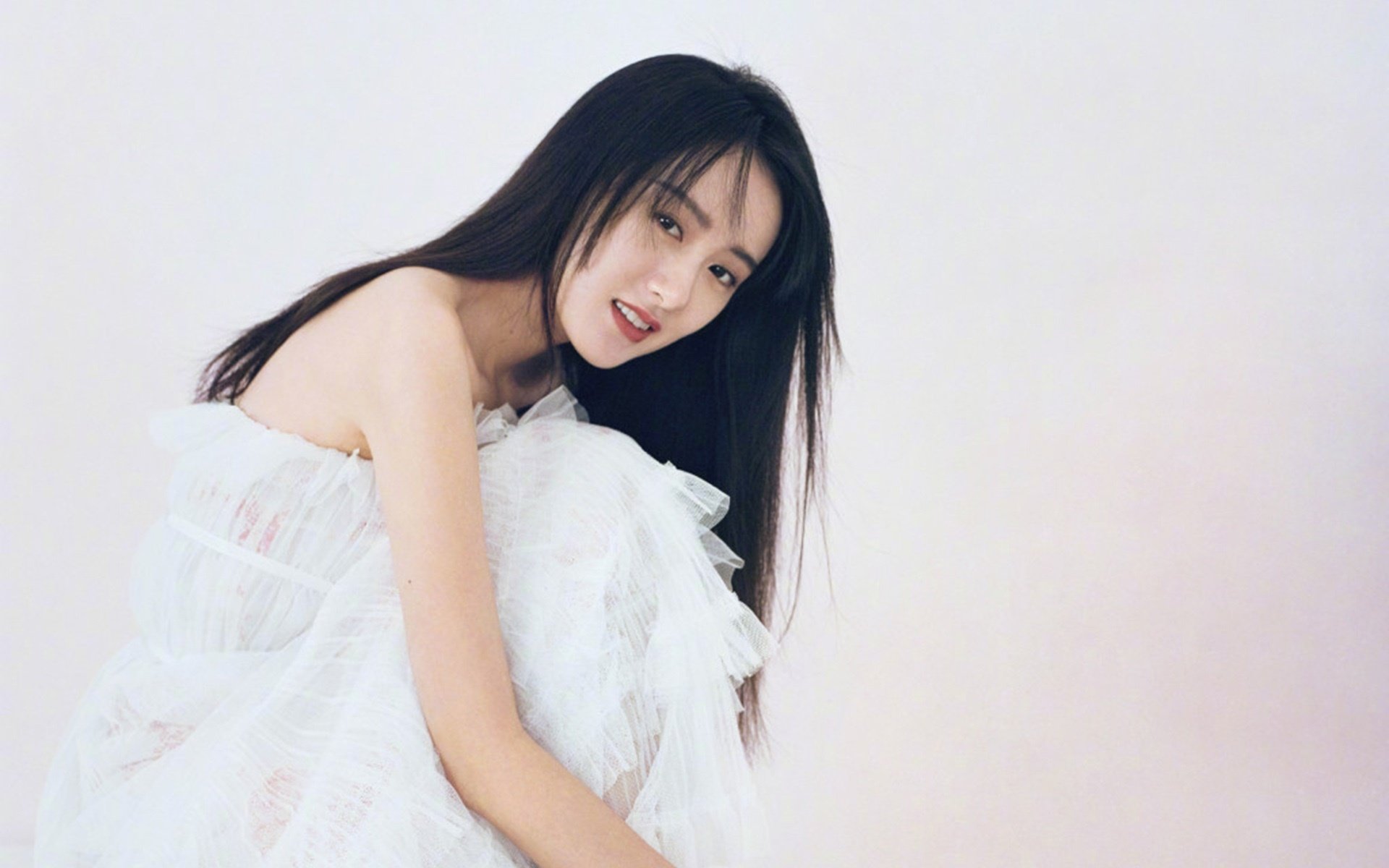 闪电破局！多特蒙德友谊赛速胜加纳，贝林厄姆一传一射主宰中场