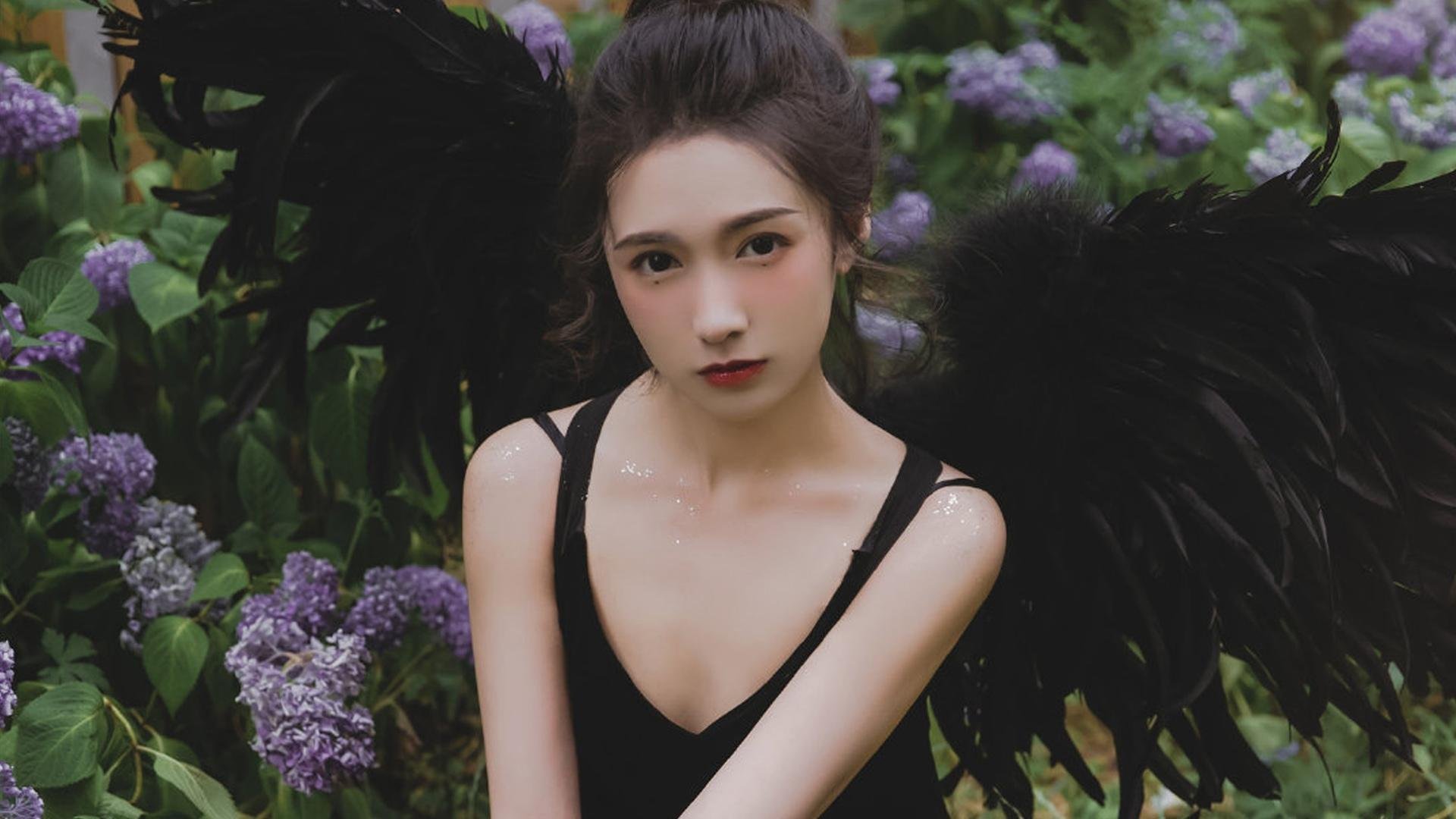 开云体育登录-莱万终于还了那个点球