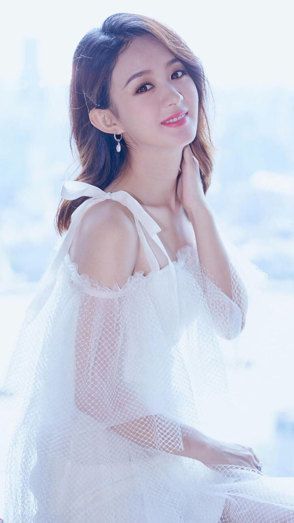 欧文锋芒万丈难敌群蜂，当个人英雄主义遇上团队篮球的终极答案